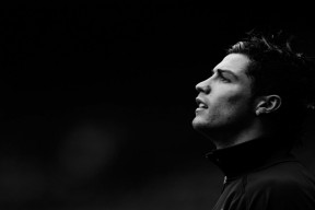 爱游戏娱乐-博卡攻守转换节奏偏慢，被拜仁反击多次打穿，博卡俱乐部著名球星