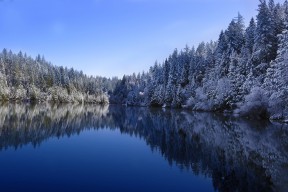爱游戏智能体验-球员盘点：本季最具影响力的中场大师，目前中场大师
